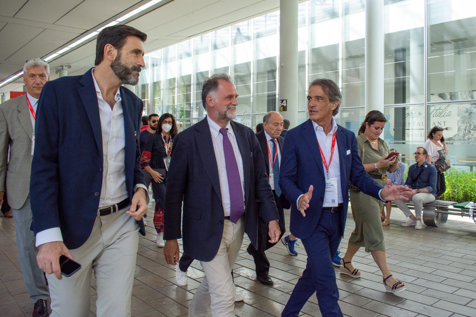 Ministro Garavaglia in visita al Salone del Mobile presso la Fiera di Milano