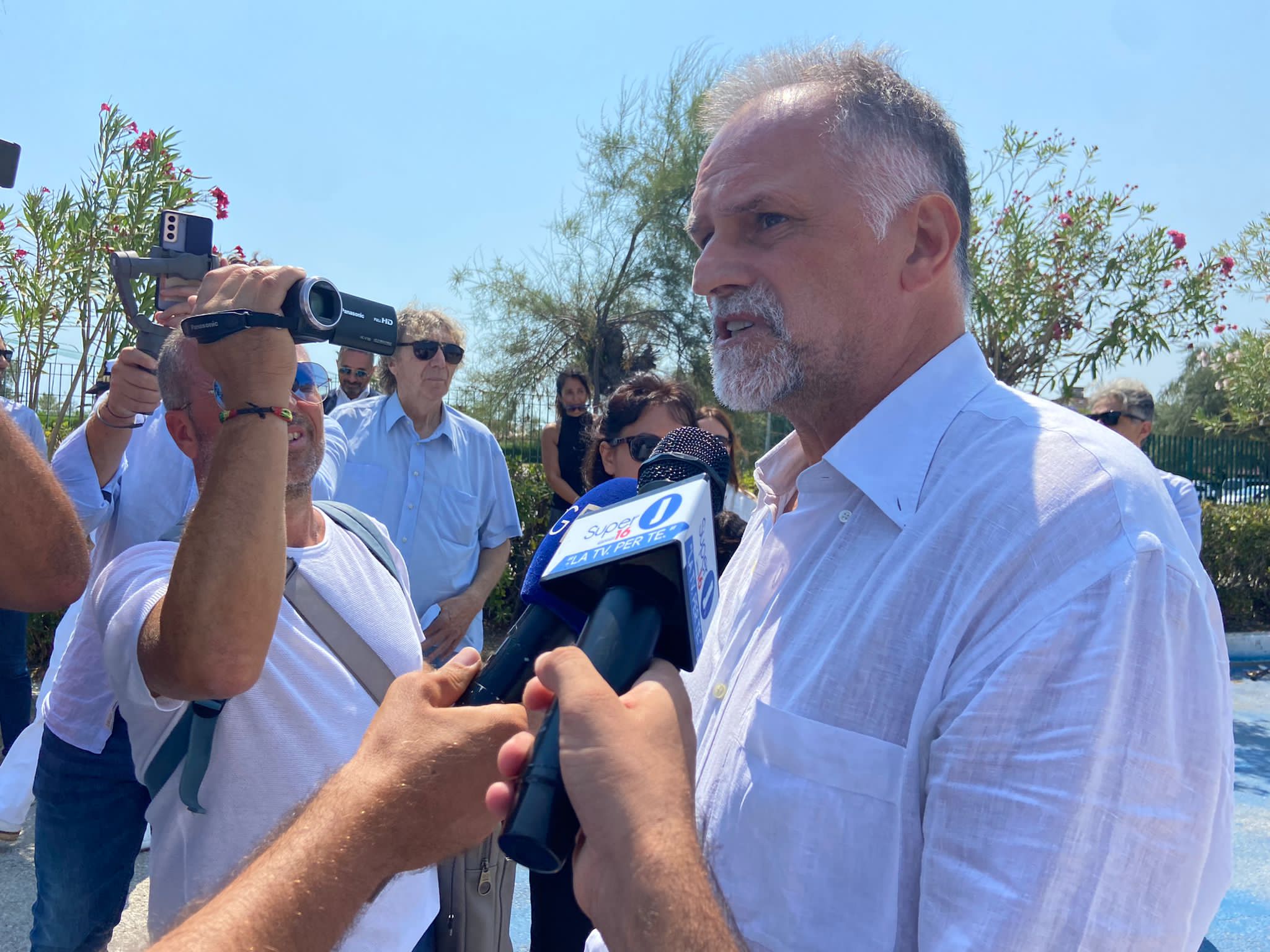 Turismo, Garavaglia: mi impegno per i rimborsi Hotel profughi ucraini