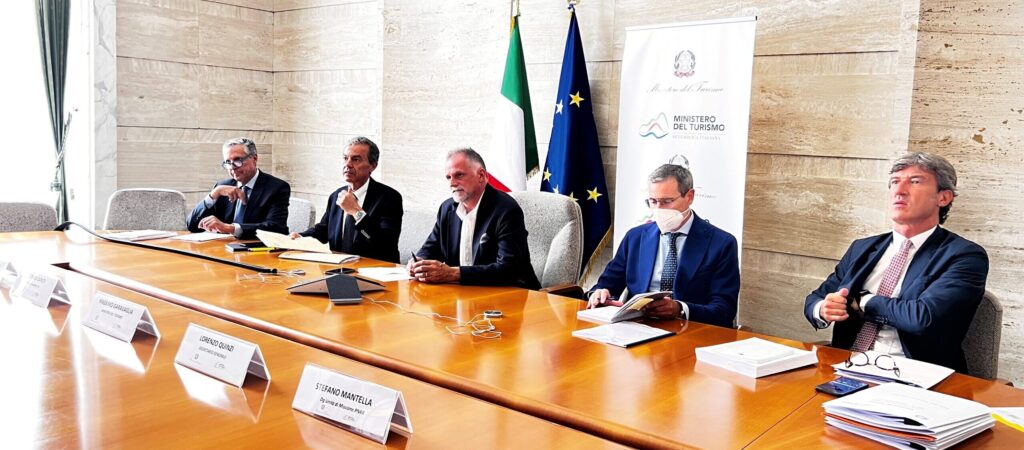 Turismo: Garavaglia agli albergatori “Queste le risorse PNRR per voi. Altri 300 milioni per il credito d’imposta”