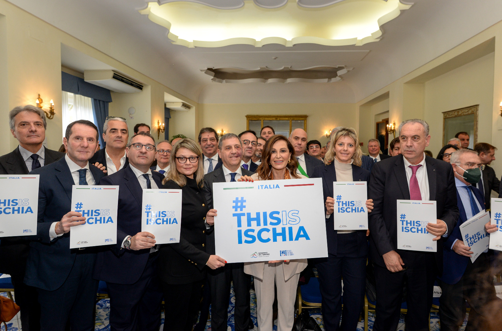 Ischia. Daniela Santanchè incontra gli operatori del settore e lancia la nuova campagna di comunicazione #ThisisIschia. Rassegna servizi TG