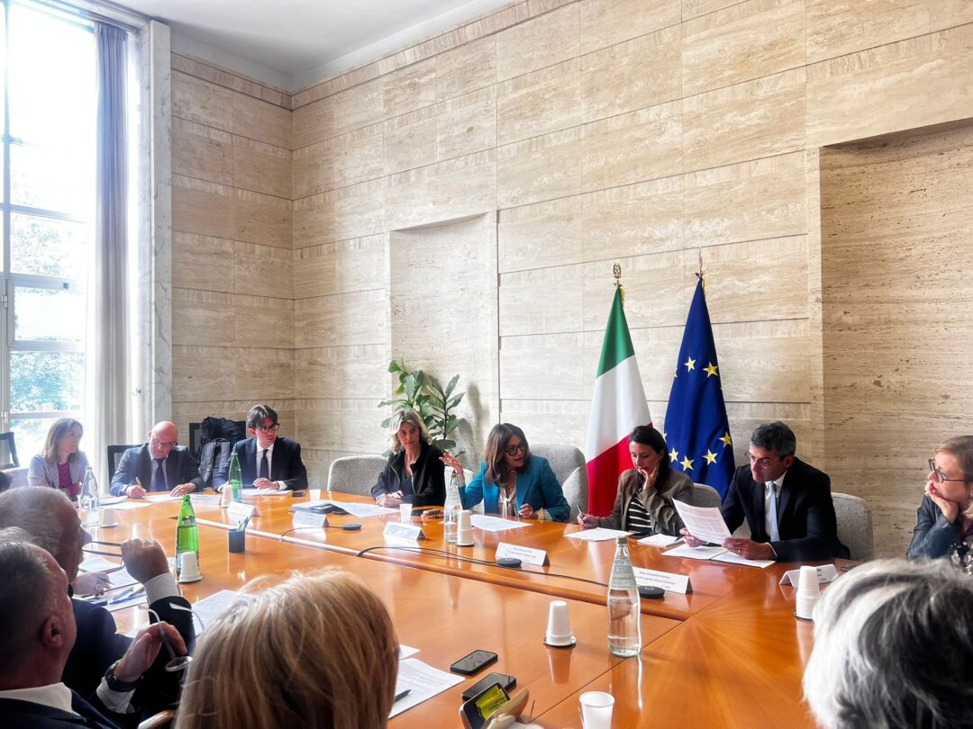 Legge guide turistiche, Santanchè: trovata sintesi con associazioni guide turistiche su testo base riforma, obiettivo PNRR