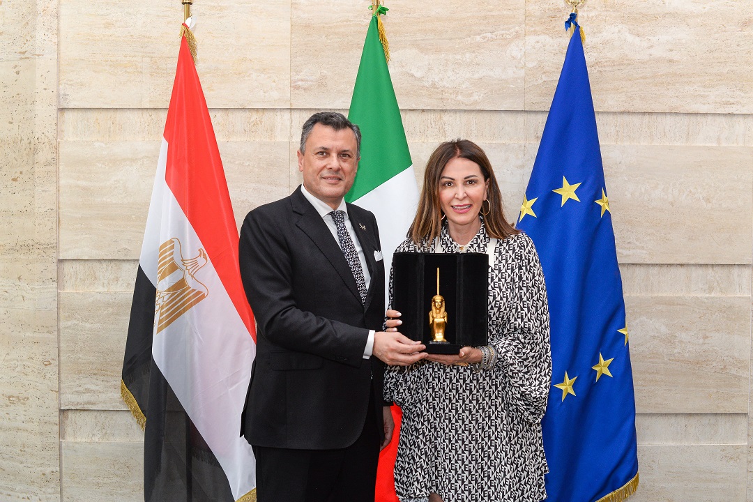 Il ministro del Turismo Daniela Santanchè incontra l’omologo egiziano