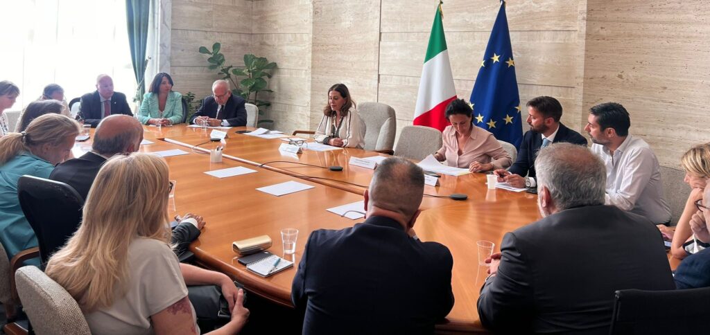 Gli esiti dei tavoli di confronto tra il ministro Santanchè e le principali associazioni di categoria