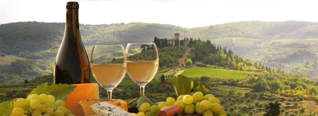 Turismo enogastronomico, Santanchè: “cucina italiana valore aggiunto delle vacanze nella nostra Nazione”