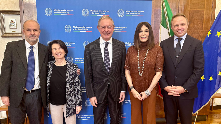 Presentata a Palazzo Piacentini “Aggiungi un posto a tavola che c’è un bambino in più”, l’iniziativa per la valorizzazione della ristorazione italiana