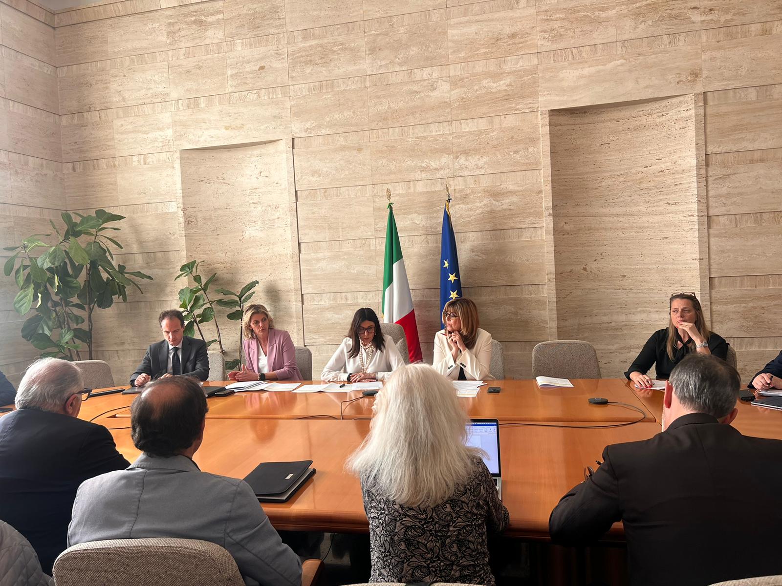 Turismo all’aria aperta, il ministro Santanchè incontra le associazioni di categoria