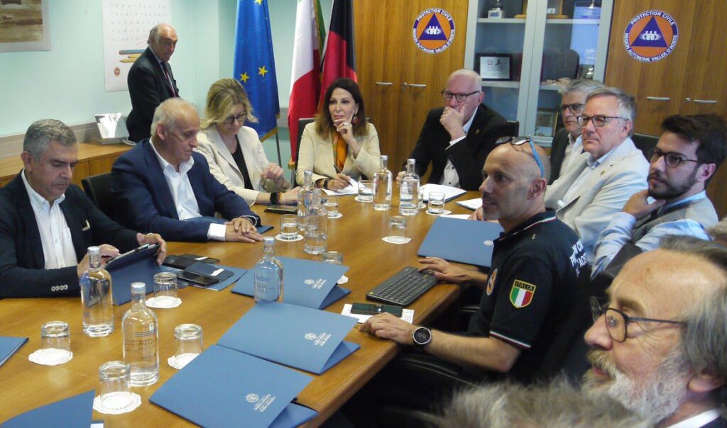 Maltempo, Santanche’ ad Aosta per confermare impegno del Ministero e del Governo. 10 milioni di ristori per albergatori, e passaggi gratuiti in elicottero per turisti che non abbandonano Cogne