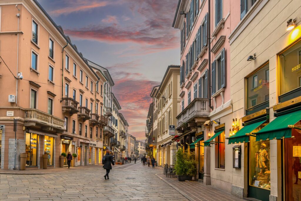 Tax free shopping, bilancio dei primi 7 mesi di applicazione del nuovo regime. Santanchè: “riduzione soglia innalza competitività e decentralizza i flussi”