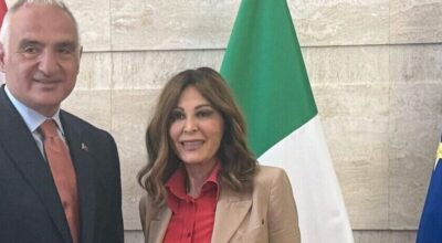 Turismo, Santanchè incontra omologo turco: “Bilaterale importante per rafforzare la cooperazione”