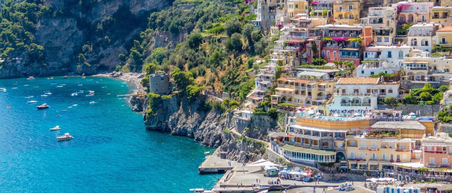 Viaggiando con il Ministero: il diario di bordo mensile su attività, iniziative e politiche del turismo – Agosto 2026